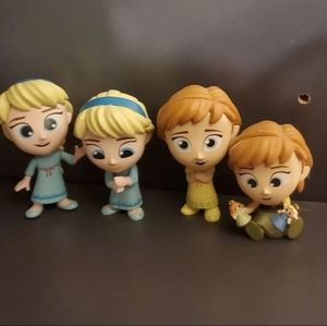Anna and Elsa minis